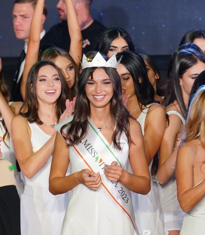 Minacce di morte e di abusi sessuali contro l'ex miss Italia di Cervere: a giudizio un 31enne lombardo