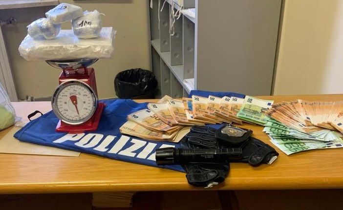 Più di un chilo di cocaina, tre arresti e dieci denunce: operazione Mazinga, duro colpo allo spaccio nel Cuneese