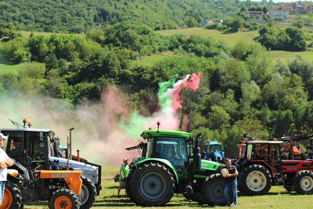 Presentato il programma degli eventi a Perlo