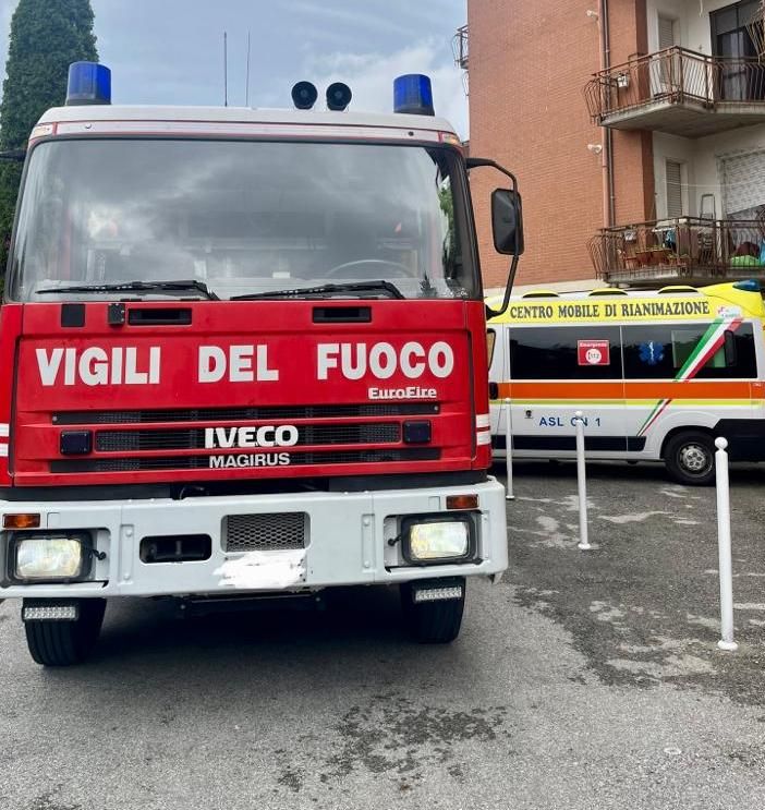Signora anziana cade in casa a Ceva, a chiamare i soccorsi un bambino di dieci anni