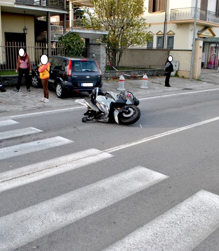 La scena dell'incidente, in via Cuneo a Bra
