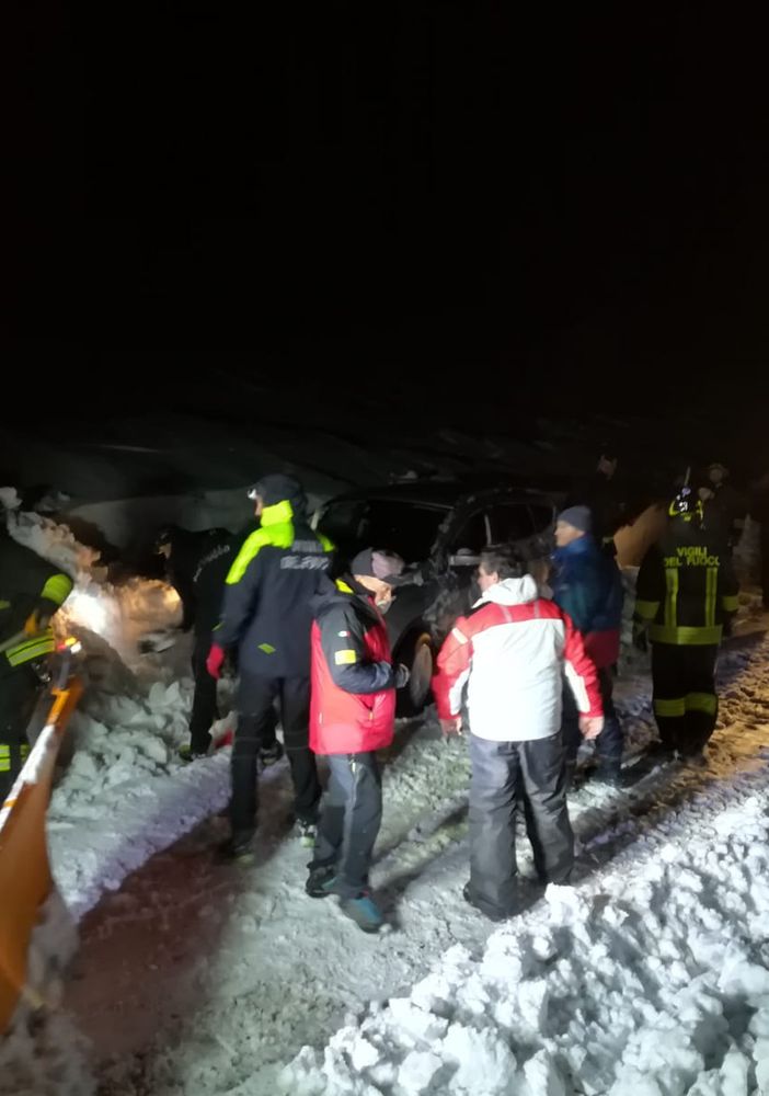 La conclusione delle operazioni di soccorso, poco fa, a Bagnolo Piemonte