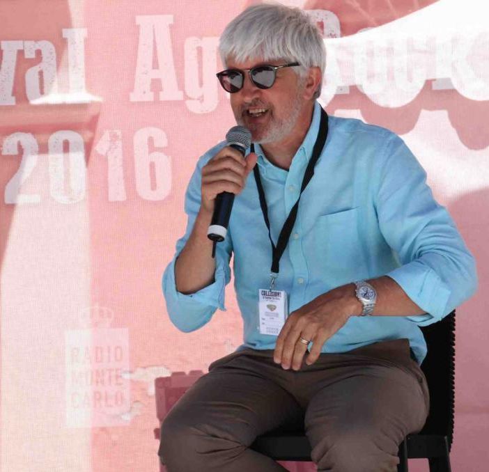 Collisioni: Beppe Severgnini festeggia a Barolo i 30 anni di matrimonio