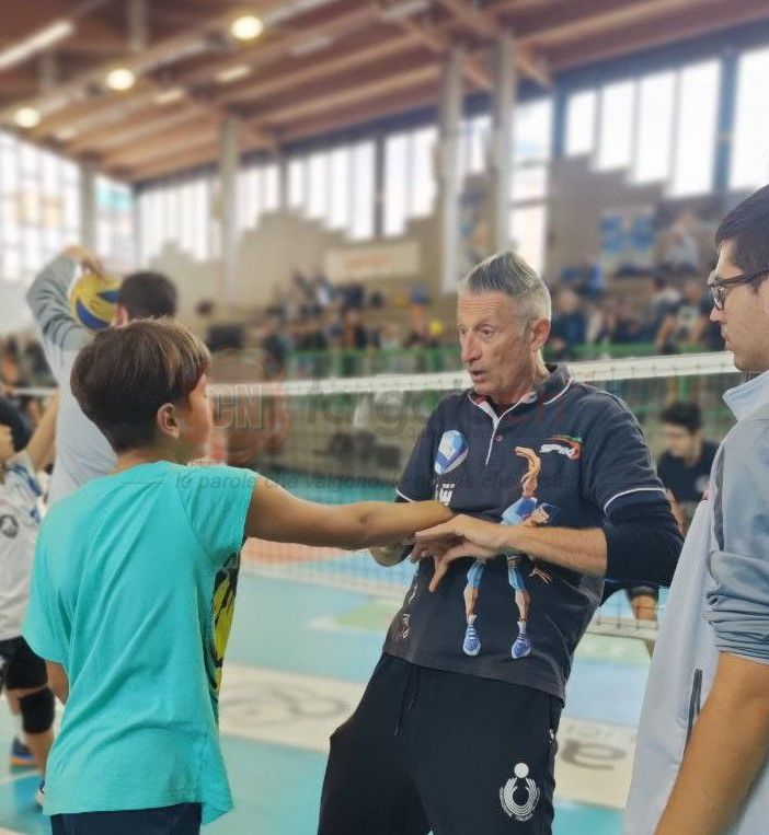 Con il mitico Andrea Lucchetta a scuola di Spike Ball [FOTO E VIDEO]