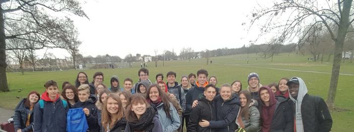 34 studenti del liceo Gandino di Bra in viaggio lavoro a Londra 34 studenti del liceo Gandino di Bra in viaggio lavoro a Londra