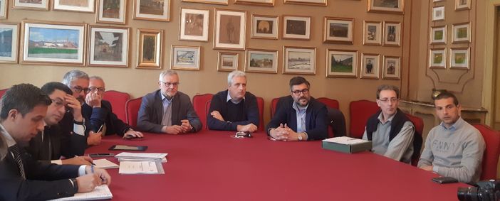 Saluzzo, sala rossa presentazione dei progetti di viabilità del Saluzzese, Saviglianese Saluzzo, sala rossa presentazione dei progetti di viabilità del Saluzzese, Saviglianese