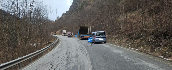 Le immagini del mezzo coinvolto nel tardo pomeriggio di ieri in alta Valle Stura Le immagini del mezzo coinvolto nel tardo pomeriggio di ieri in alta Valle Stura