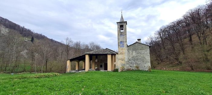 Sabato 13 e domenica 14 settembre torna la festa a Madonna d’Oriente di Paesana Sabato 13 e domenica 14 settembre torna la festa a Madonna d’Oriente di Paesana