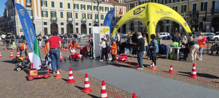 A Cuneo la giornata nazionale del veicolo d'epoca all'insegna dei bambini e della solidarietà