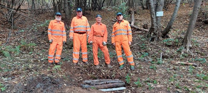 Ripulita dagli Aib la vasca di approvvigionamento acqua sulle alture di Verzuolo