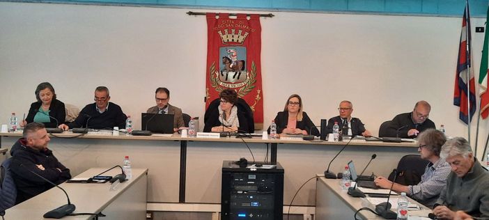 Una passata seduta di Consiglio Comunale a Borgo San Dalmazzo Una passata seduta di Consiglio Comunale a Borgo San Dalmazzo