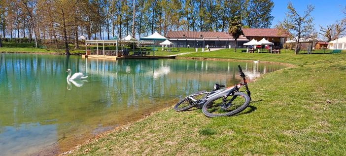 Il lago artificiale de 'La Sirenetta'