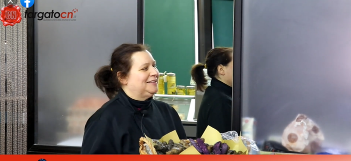 7 Minuti con Flavia Monteleone. Nella nuova puntata abbiamo incontrato Elena Piumatti della gastronomia La Genuina di Sommariva Bosco (Video) 7 Minuti con Flavia Monteleone. Nella nuova puntata abbiamo incontrato Elena Piumatti della gastronomia La Genuina di Sommariva Bosco (Video)
