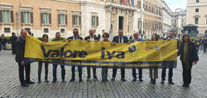 Il consiglio dei ministri ha rinviato al 2036 l'entrata in vigore del nuovo regime IVA: per le associazioni come le ACLI nulla cambiarà Il consiglio dei ministri ha rinviato al 2036 l'entrata in vigore del nuovo regime IVA: per le associazioni come le ACLI nulla cambiarà
