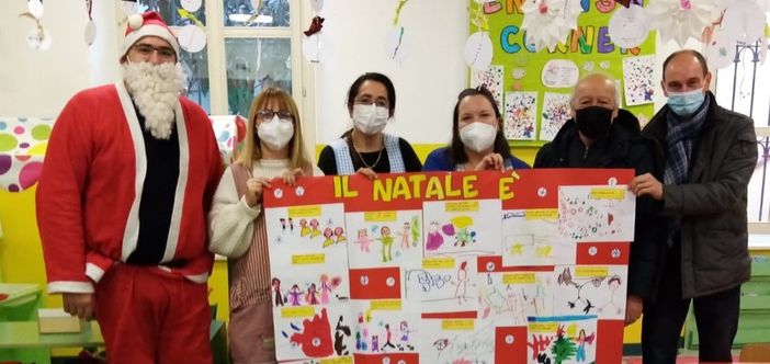 Babbo Natale ha incontrato i bambini della scuola dell'Infanzia di Piozzo