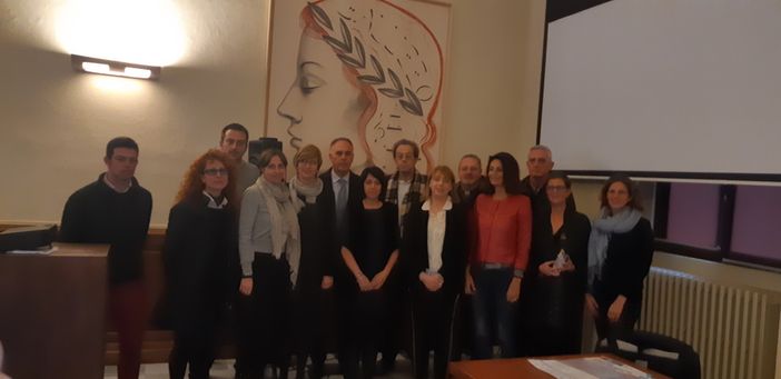 Salone dell'Orientamento Saluzzese: la presentazione stampa da parte dell'assessore Attilia Gullino, dei referenti scolastici, di Cristian Mustazzu e Elisa Bonardo Salone dell'Orientamento Saluzzese: la presentazione stampa da parte dell'assessore Attilia Gullino, dei referenti scolastici, di Cristian Mustazzu e Elisa Bonardo