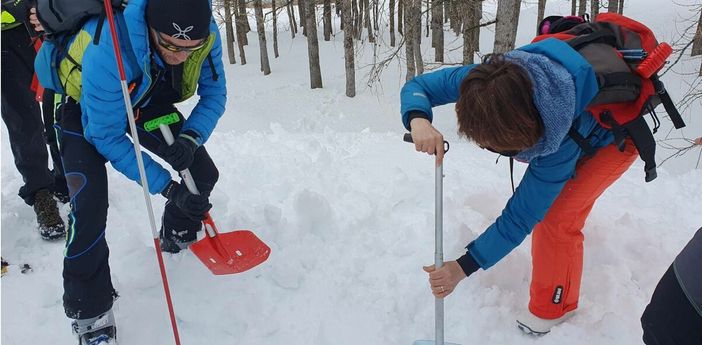 Sicurezza in montagna: il CAI Savigliano organizza un'esercitazione di ricerca sepolti da valanga