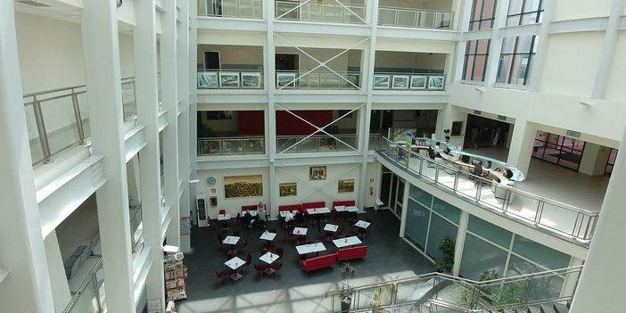 Il "Caffè Piazza" va in pensione: bar dell'ospedale di Mondovì chiuso per un mese