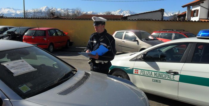 Un veicolo sequestrato