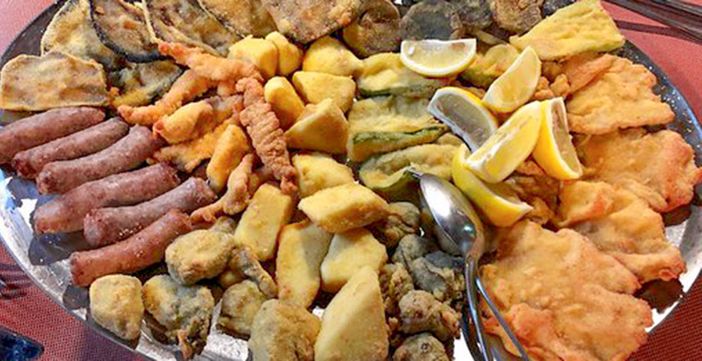 Fritto misto alla piemontese per la Festa della donna al Wellington di Paesana Fritto misto alla piemontese per la Festa della donna al Wellington di Paesana