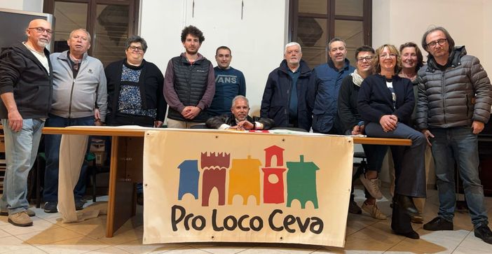 Il direttivo della Pro Loco di Ceva