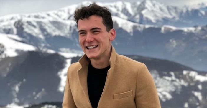 Si attende il rientro della salma per l'ultimo saluto a Luca Brignone, morto a Tenerife Si attende il rientro della salma per l'ultimo saluto a Luca Brignone, morto a Tenerife