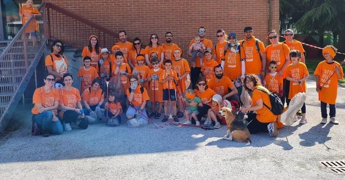 “Tutto bello pulito”: il successo a Dronero dell’iniziativa Spazzamondo