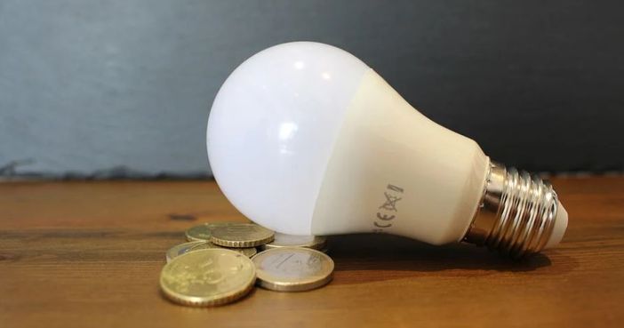 "Grazie a queste 'riforme' gli italiani sono tartassati due volte. Questo sistema di rapina va fermato"