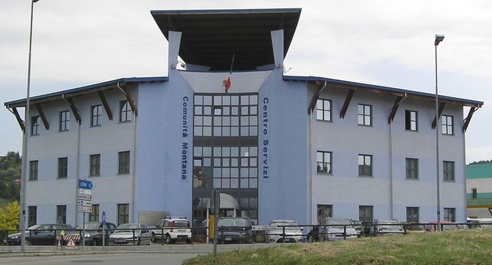 Rimpasto in vista per l'Unione Montana del Cebano: Mina si dimette da assessore Rimpasto in vista per l'Unione Montana del Cebano: Mina si dimette da assessore