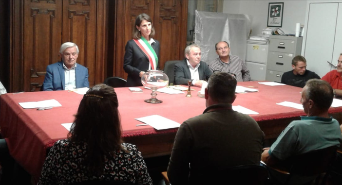 Magliano Alfieri: la nuova giunta di Pellerino con l'ex sindaco Luigi Carosso Magliano Alfieri: la nuova giunta di Pellerino con l'ex sindaco Luigi Carosso