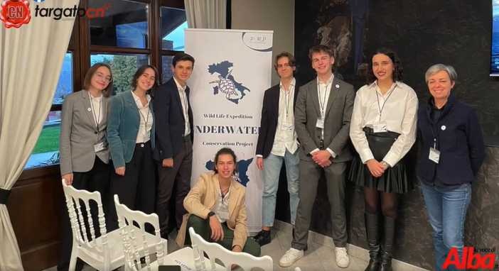 7 Minuti con Flavia Monteleone. Nella nuova puntata abbiamo incontrato Stefano Alessandria Presidente dell'Associazione Wild Life Protection (Video) 7 Minuti con Flavia Monteleone. Nella nuova puntata abbiamo incontrato Stefano Alessandria Presidente dell'Associazione Wild Life Protection (Video)