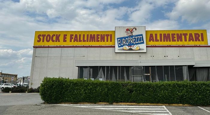 Chiusura del negozio Europrezzi Stock e Fallimenti di Genola: offerte irripetibili per tutti