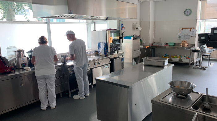 Savigliano, la mensa di Oasi Giovani si apre alla cittadinanza Savigliano, la mensa di Oasi Giovani si apre alla cittadinanza