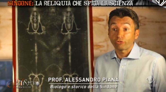 Il professor Alessandro Piana spiega la Sindone sabato 14 allo Spazio culturale piemontese di via Roma 4 Il professor Alessandro Piana spiega la Sindone sabato 14 allo Spazio culturale piemontese di via Roma 4