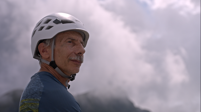 A Dronero si proietta il documentario "Tra natura e quota: Giovanni Storti sopravvive alle Alpi Apuane"