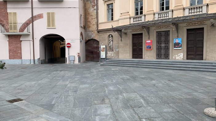 Piazza Turletti a Savigliano Piazza Turletti a Savigliano