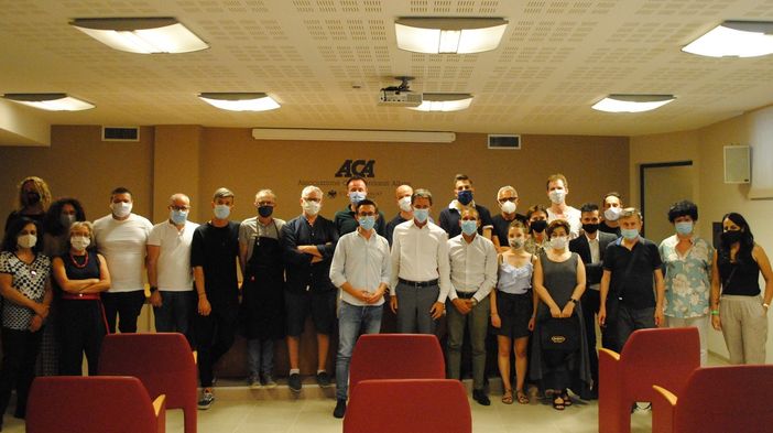 Ad Alba, i titolari dei pubblici esercizi del centro storico incontrano l’Assessore Bolla Ad Alba, i titolari dei pubblici esercizi del centro storico incontrano l’Assessore Bolla