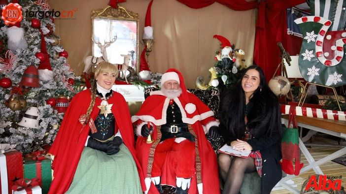 7 Minuti con Flavia Monteleone: ospiti della nuova puntata sono Babbo Natale &amp; Mamma Natale in Casa Claus ad Alba