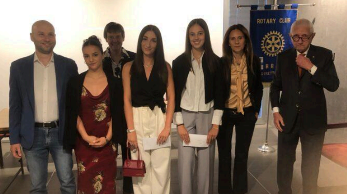 Bra, borsa di studio alla studentessa più meritevole: premiata Sara Ferrero Bra, borsa di studio alla studentessa più meritevole: premiata Sara Ferrero