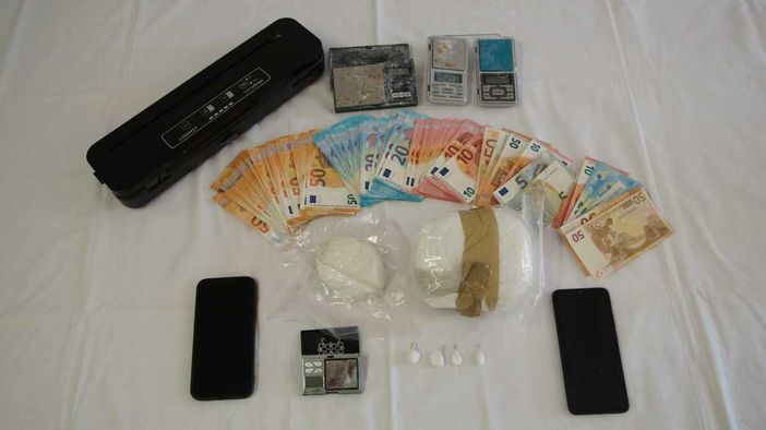 La cocaina arrivava a domicilio: arrestato un venticinquenne
