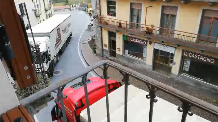 In attesa della variante, Demonte avrà un semaforo: fermerà solo i mezzi pesanti