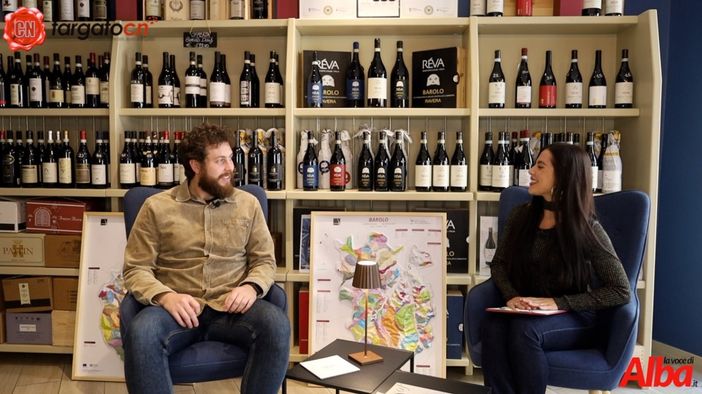 7 Minuti con Flavia Monteleone: l'ospite della nuova puntata è Alessandro Peiretti del WINE HUB BRA 7 Minuti con Flavia Monteleone: l'ospite della nuova puntata è Alessandro Peiretti del WINE HUB BRA