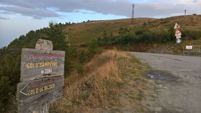 I divieti sul Colle di Sampeyre