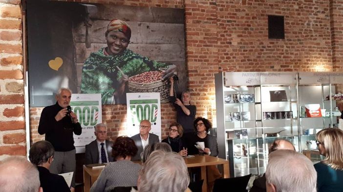 Bra, all’Unisg di Pollenzo si è discusso di prevenzione dello spreco alimentare Bra, all’Unisg di Pollenzo si è discusso di prevenzione dello spreco alimentare