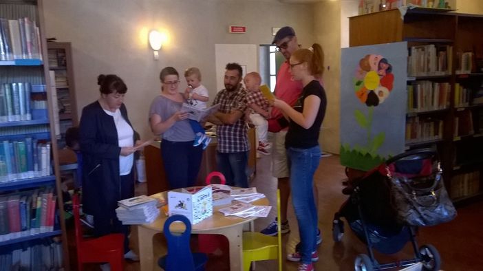 Bra: Cappuccetto Rosso e il prode Nico in biblioteca