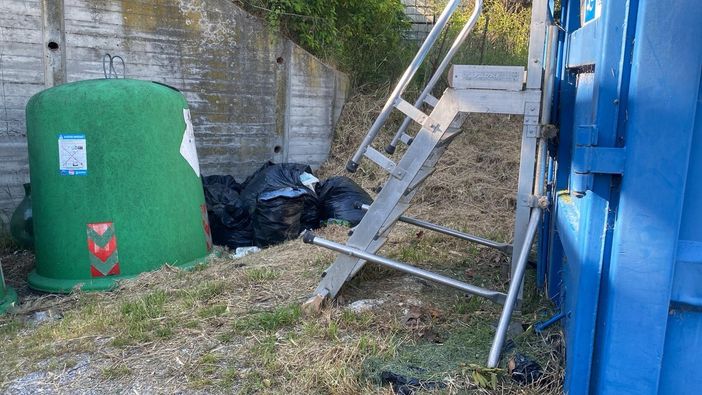 Castiglione Falletto, discarica abusiva smascherata: il colpevole individuato e multato