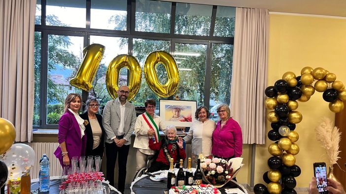 La Provincia celebra i 100 anni della cuneese Maria Luisa Chiri La Provincia celebra i 100 anni della cuneese Maria Luisa Chiri
