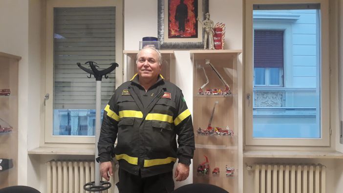 Aldo Pasquero, capo distaccamento Vigili del Fuoco di Alba. Aldo Pasquero, capo distaccamento Vigili del Fuoco di Alba.