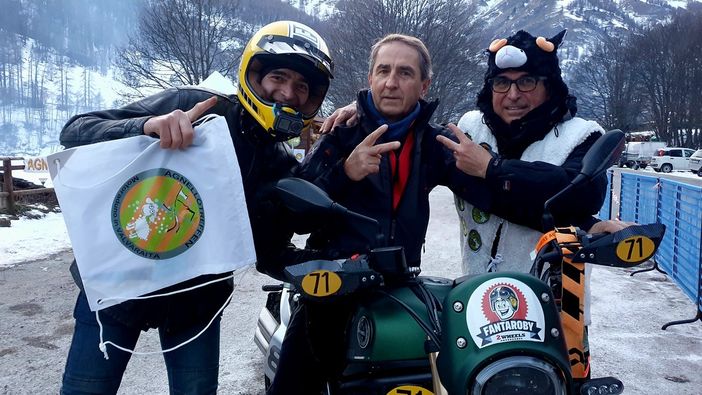 Roberto Fantaguzzi con il sindaco Andrea Allasina e Claudio Giacosa