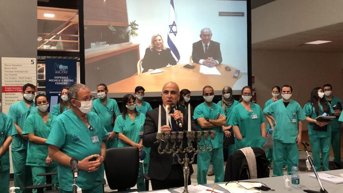 All'ospedale di Verduno, le Langhe e Israele uniti nella celebrazione di Hannukah (FOTO E VIDEO)